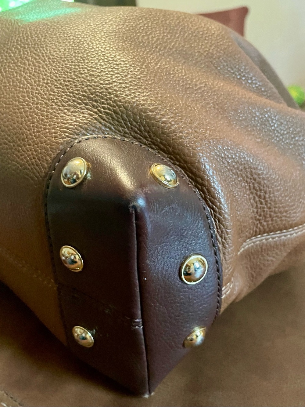 Michael Kors large hobo bag in excellent condition. - Picture 7 of 8